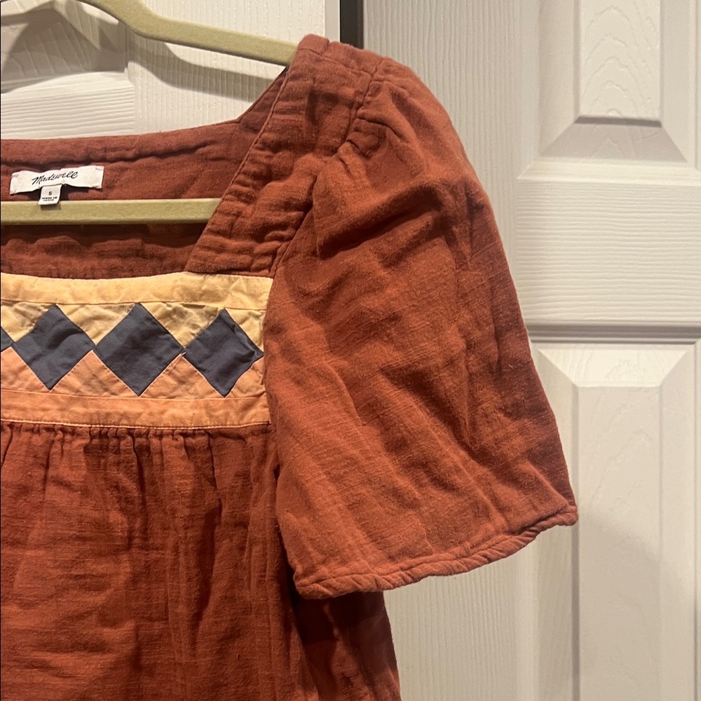Madewell Brand Women's Rust Top with Geometric Detail - Picture 4 of 7